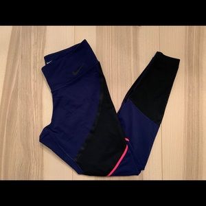 Nike leggings